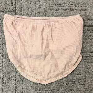 Pink Textured crop top with Lace Trim